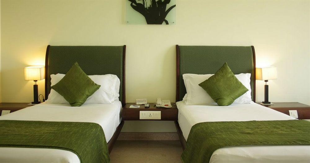Hotel Atithi Pondicherry Luaran gambar