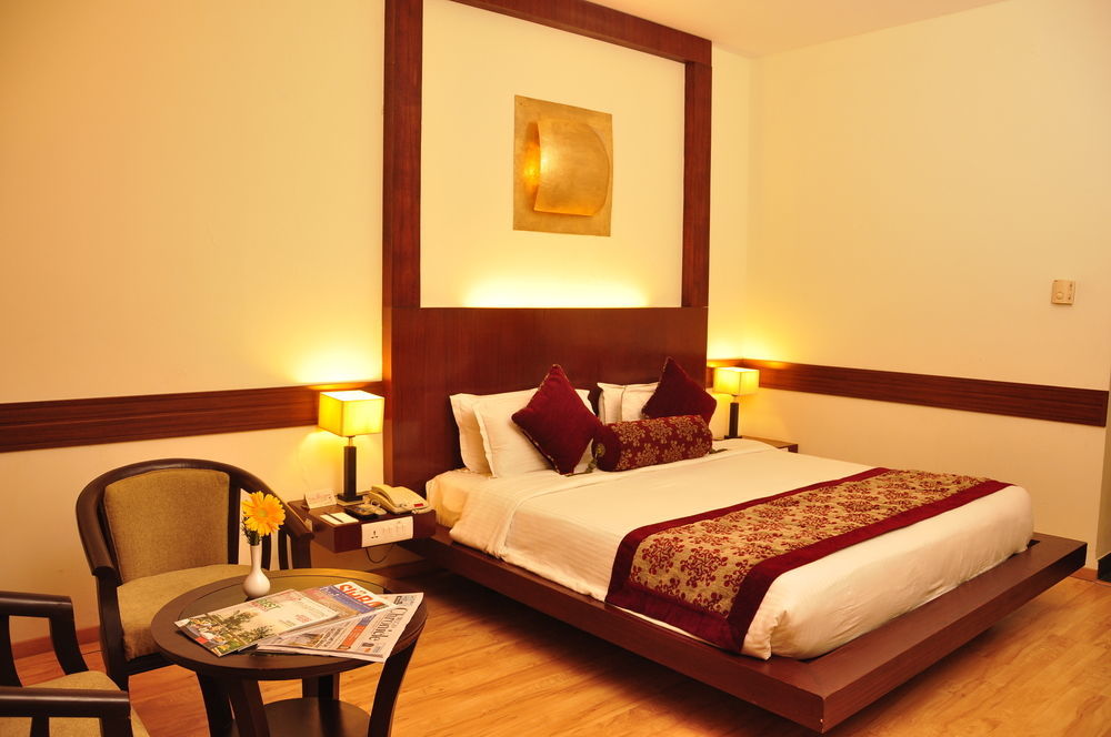 Hotel Atithi Pondicherry Luaran gambar
