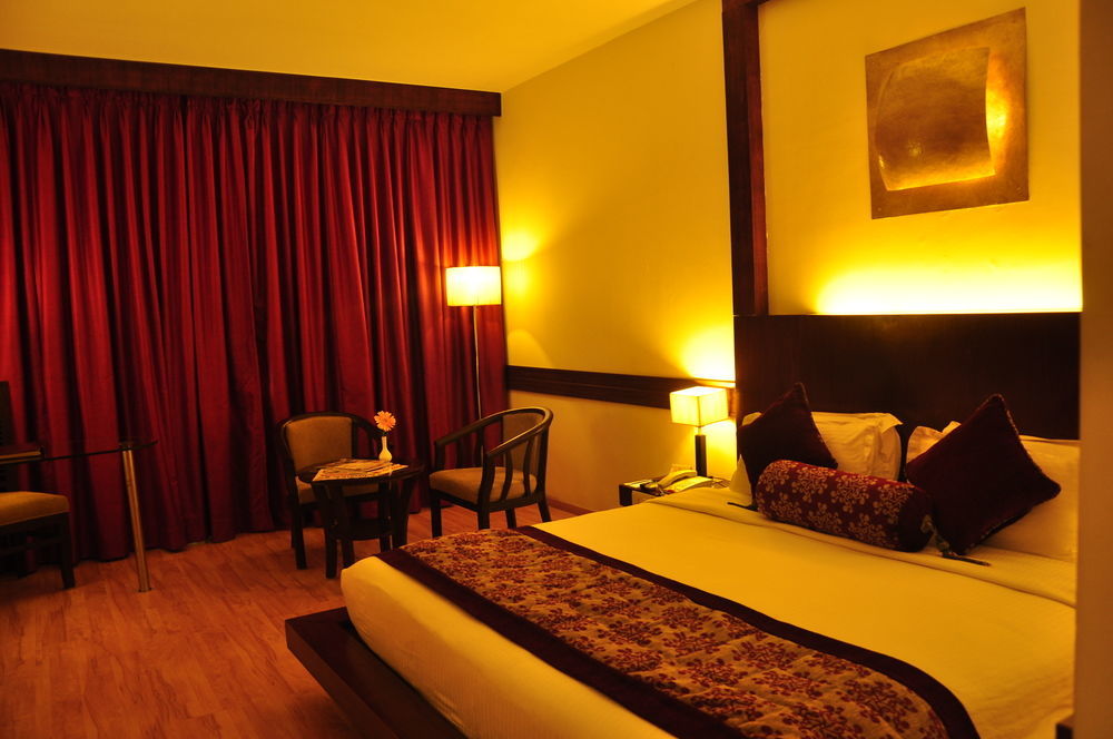 Hotel Atithi Pondicherry Luaran gambar