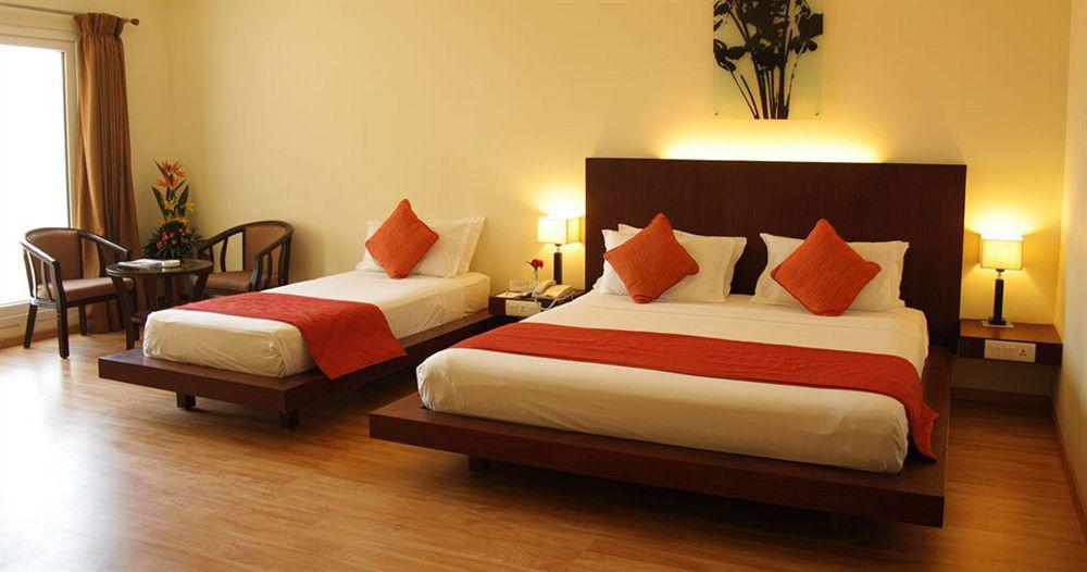Hotel Atithi Pondicherry Luaran gambar